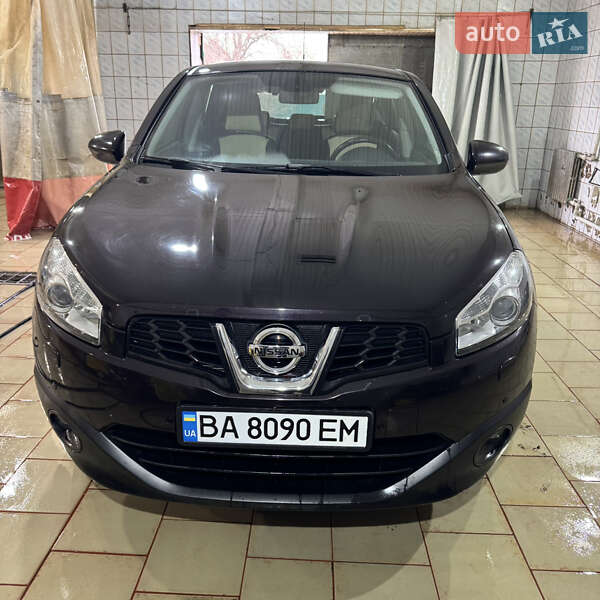 Внедорожник / Кроссовер Nissan Qashqai 2012 в Голованевске