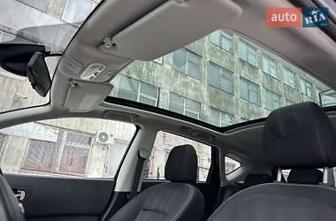 Внедорожник / Кроссовер Nissan Qashqai 2012 в Сумах