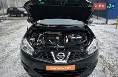 Внедорожник / Кроссовер Nissan Qashqai 2012 в Сумах