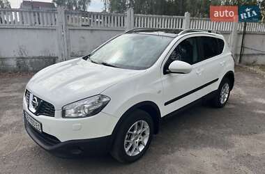 Позашляховик / Кросовер Nissan Qashqai 2011 в Чернігові