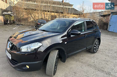 Внедорожник / Кроссовер Nissan Qashqai 2012 в Нежине