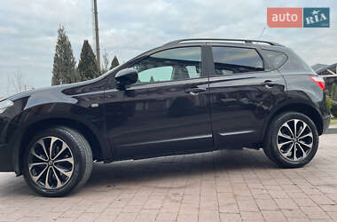 Позашляховик / Кросовер Nissan Qashqai 2013 в Стрию