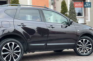 Позашляховик / Кросовер Nissan Qashqai 2013 в Стрию