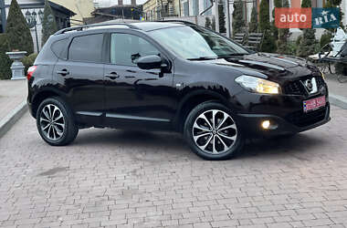 Позашляховик / Кросовер Nissan Qashqai 2013 в Стрию