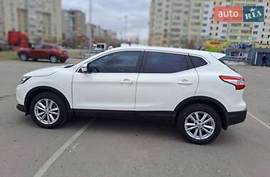 Внедорожник / Кроссовер Nissan Qashqai 2014 в Ивано-Франковске