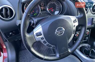 Внедорожник / Кроссовер Nissan Qashqai 2010 в 