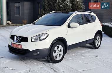 Позашляховик / Кросовер Nissan Qashqai 2011 в Звягелі