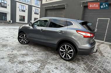 Внедорожник / Кроссовер Nissan Qashqai 2014 в Калуше