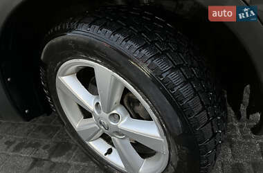Внедорожник / Кроссовер Nissan Qashqai 2007 в 