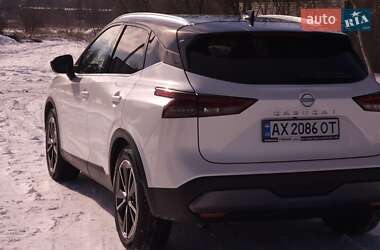 Позашляховик / Кросовер Nissan Qashqai 2023 в 