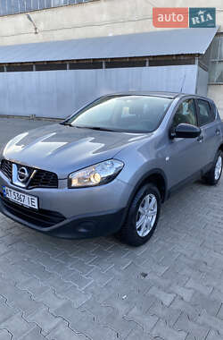 Внедорожник / Кроссовер Nissan Qashqai 2011 в Ивано-Франковске