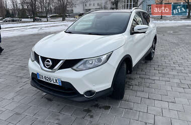 Внедорожник / Кроссовер Nissan Qashqai 2015 в Черкассах