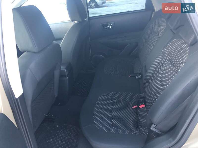 Позашляховик / Кросовер Nissan Qashqai 2007 в Луцьку