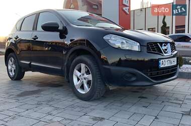 Позашляховик / Кросовер Nissan Qashqai 2013 в Хусті