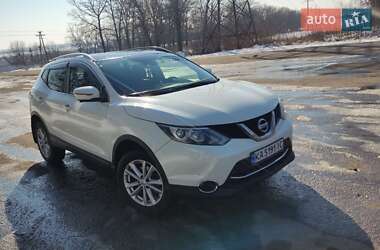 Позашляховик / Кросовер Nissan Qashqai 2015 в Смілі