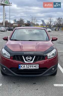 Позашляховик / Кросовер Nissan Qashqai 2012 в Києві