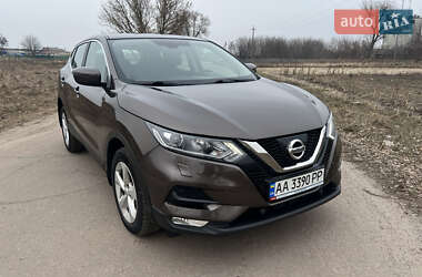 Позашляховик / Кросовер Nissan Qashqai 2017 в Києві