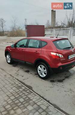 Внедорожник / Кроссовер Nissan Qashqai 2012 в Виннице