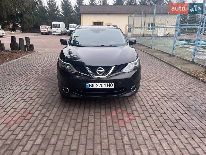 Позашляховик / Кросовер Nissan Qashqai 2014 в Рокитному