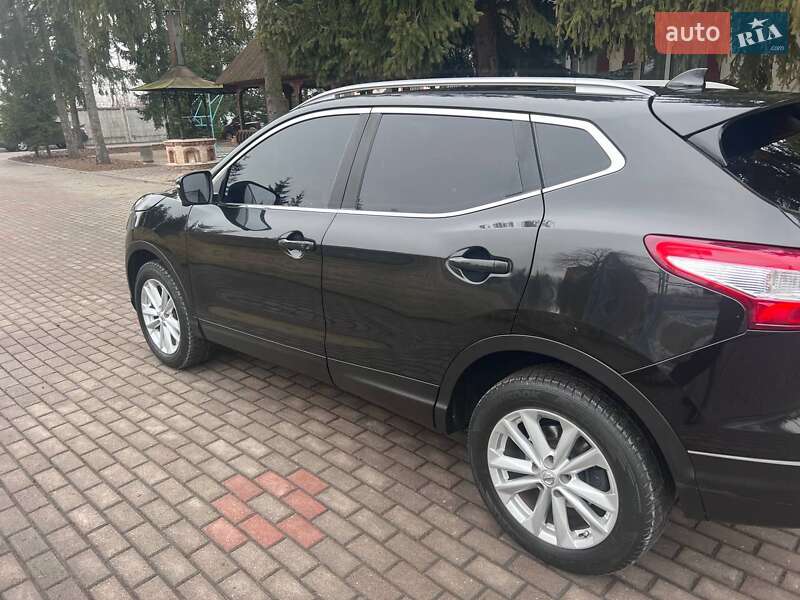 Позашляховик / Кросовер Nissan Qashqai 2014 в Рокитному