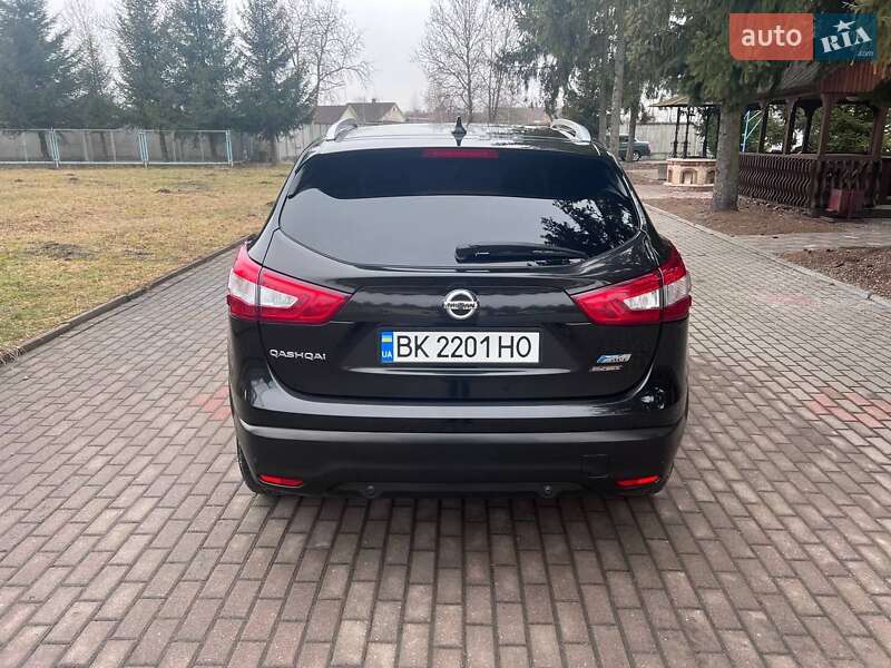 Позашляховик / Кросовер Nissan Qashqai 2014 в Рокитному