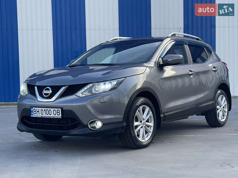 Внедорожник / Кроссовер Nissan Qashqai 2014 в 