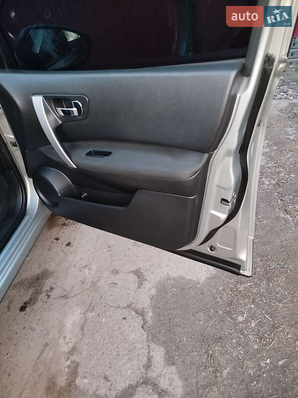 Внедорожник / Кроссовер Nissan Qashqai 2007 в Городне