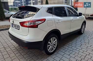 Внедорожник / Кроссовер Nissan Qashqai 2014 в 