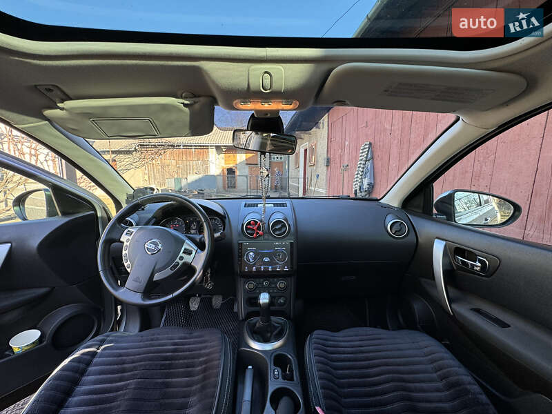 Внедорожник / Кроссовер Nissan Qashqai 2010 в Галиче