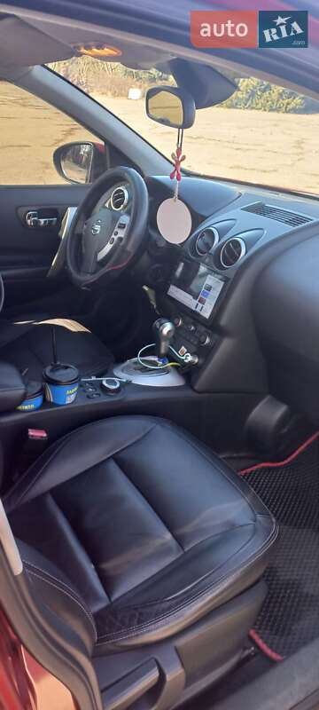 Внедорожник / Кроссовер Nissan Qashqai 2008 в Черноморске