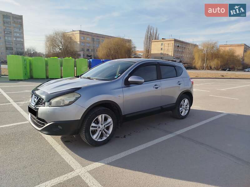 Внедорожник / Кроссовер Nissan Qashqai 2010 в Каменец-Подольском