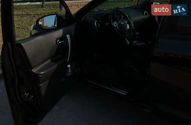 Внедорожник / Кроссовер Nissan Qashqai 2011 в 