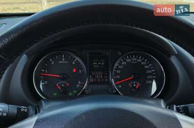 Внедорожник / Кроссовер Nissan Qashqai 2011 в 