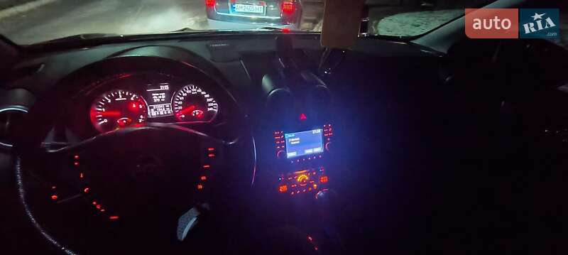 Внедорожник / Кроссовер Nissan Qashqai 2011 в Звягеле