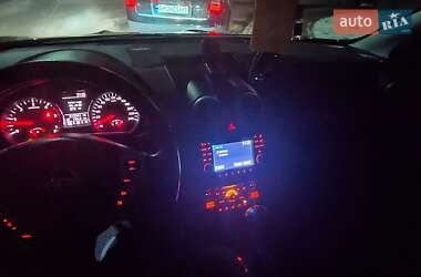 Внедорожник / Кроссовер Nissan Qashqai 2011 в 