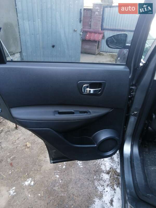 Внедорожник / Кроссовер Nissan Qashqai 2012 в Ровно