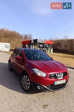 Внедорожник / Кроссовер Nissan Qashqai 2010 в Тернополе