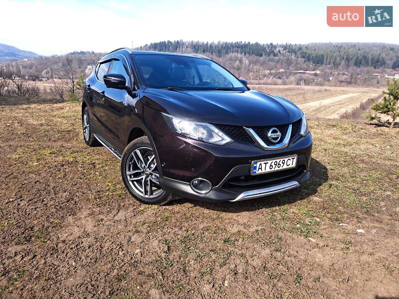 Внедорожник / Кроссовер Nissan Qashqai 2014 в Ивано-Франковске