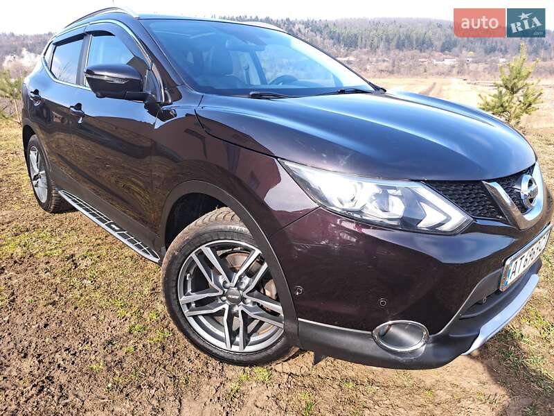 Внедорожник / Кроссовер Nissan Qashqai 2014 в Ивано-Франковске