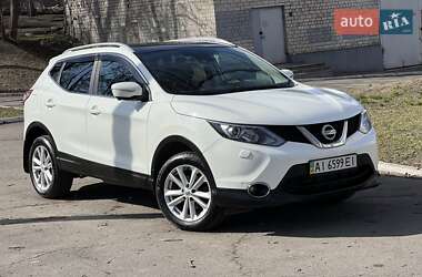 Внедорожник / Кроссовер Nissan Qashqai 2014 в Каменском