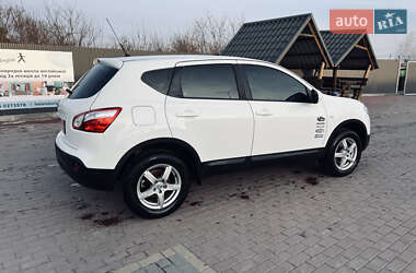 Внедорожник / Кроссовер Nissan Qashqai 2012 в Сарнах