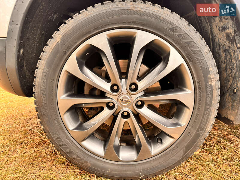 Внедорожник / Кроссовер Nissan Qashqai 2008 в Черкассах