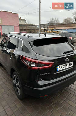 Внедорожник / Кроссовер Nissan Qashqai 2015 в 