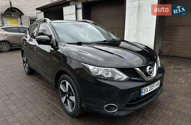 Внедорожник / Кроссовер Nissan Qashqai 2015 в 