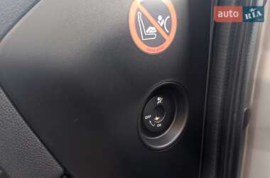 Позашляховик / Кросовер Nissan Qashqai 2013 в 