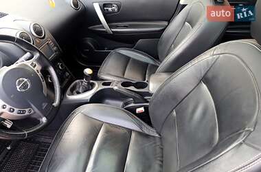 Позашляховик / Кросовер Nissan Qashqai 2013 в 