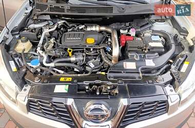 Позашляховик / Кросовер Nissan Qashqai 2013 в 