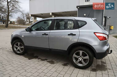 Позашляховик / Кросовер Nissan Qashqai 2011 в 