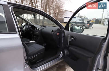 Позашляховик / Кросовер Nissan Qashqai 2011 в 