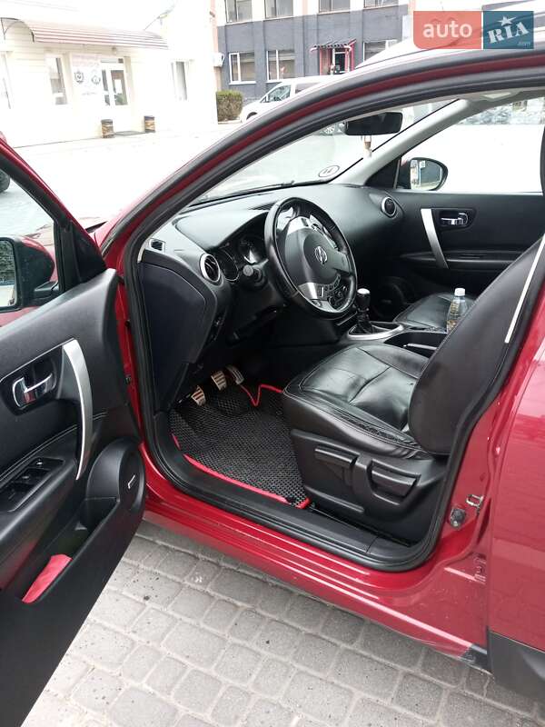 Внедорожник / Кроссовер Nissan Qashqai 2011 в Вижнице